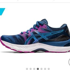 New Asics Nimbus 23 Women’s Blue Tennis Shoes 6.5